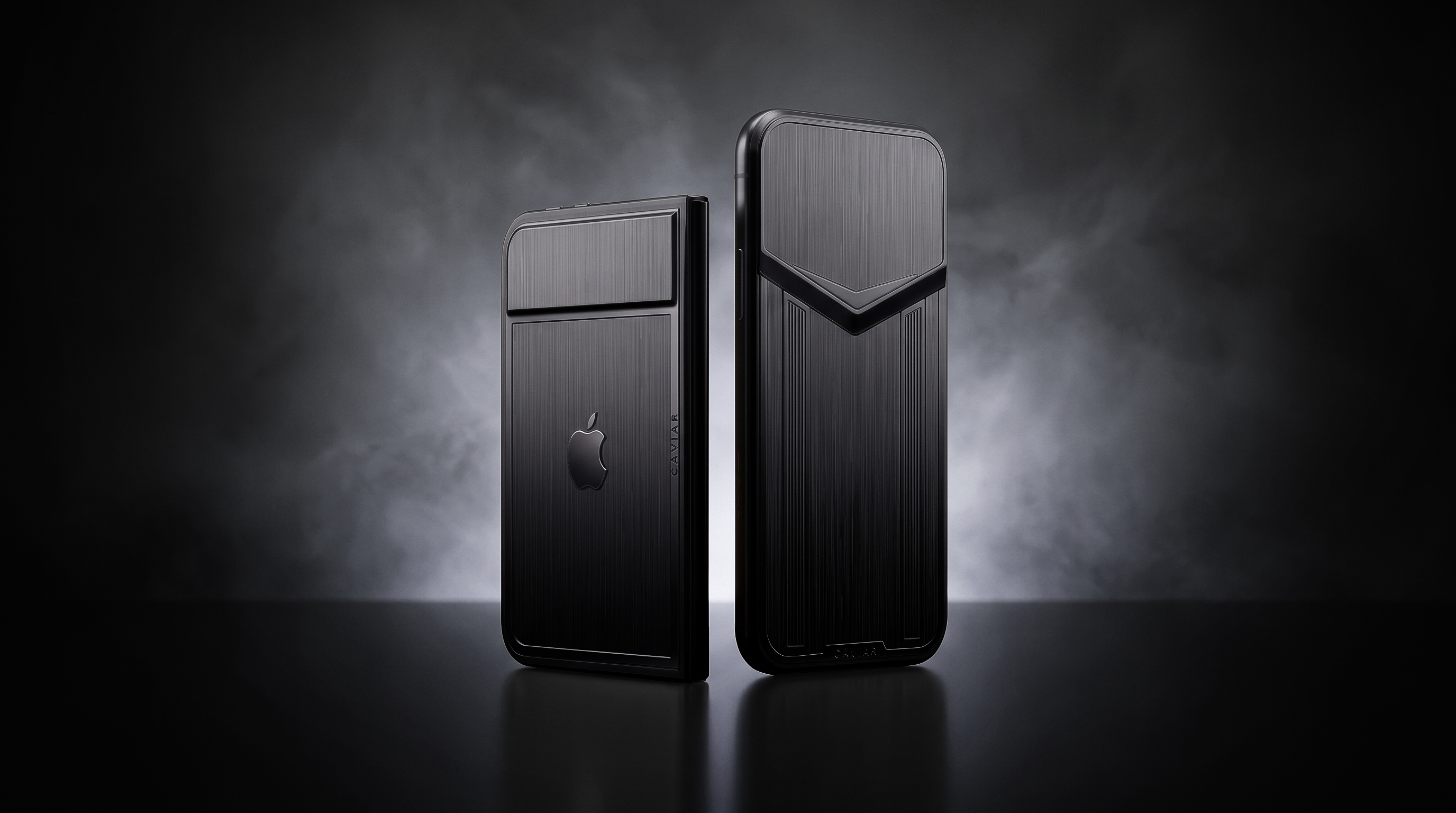 Два смартфона Ultimate Black Edition
